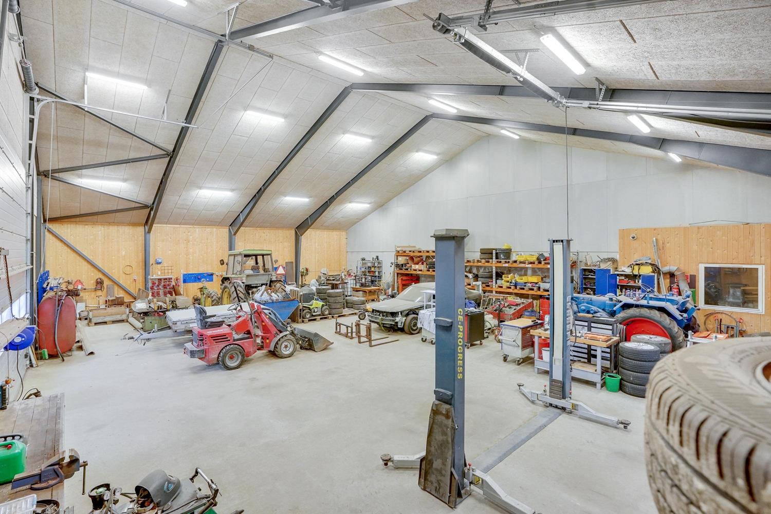 Garage